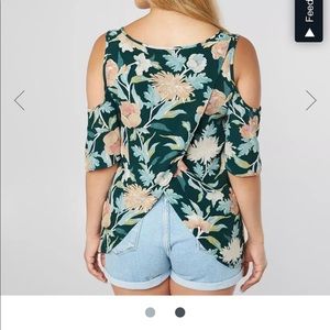 Daytrip Floral cold shoulder top